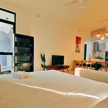 Beacon Executive Suite At Georgetown For 10Pax And 2 Bed Room Exterior foto